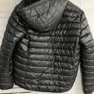 Kenneth Cole Black Puffer Jacket with Hood and Insulation